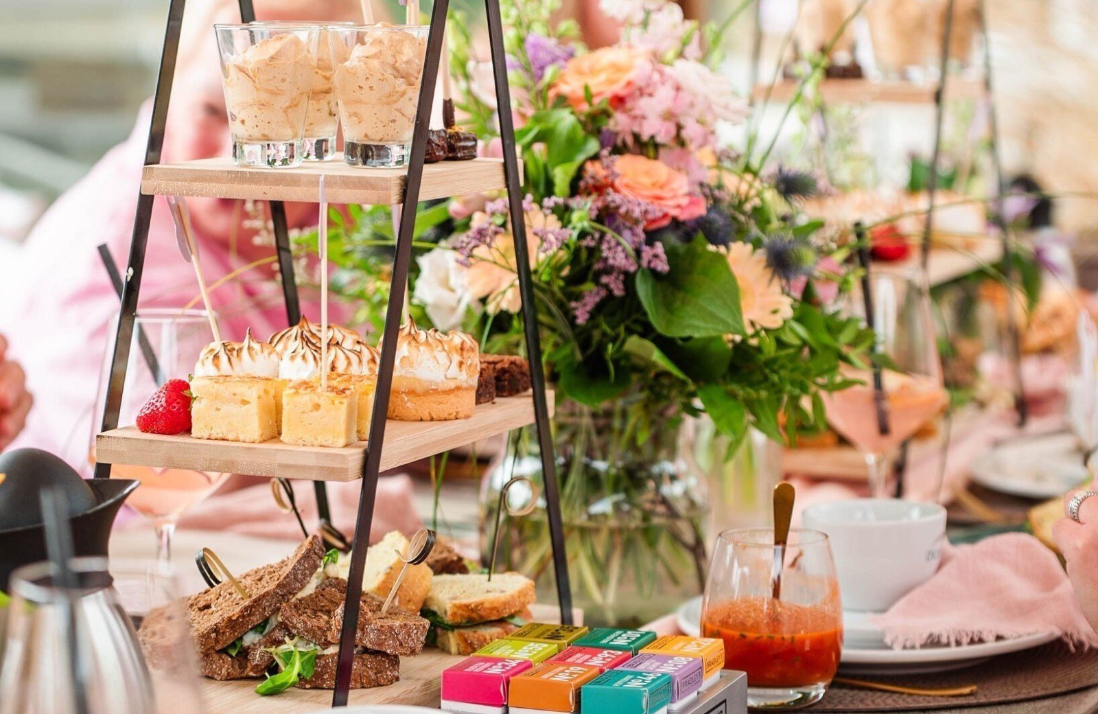 High tea in Zuid Holland reserveren